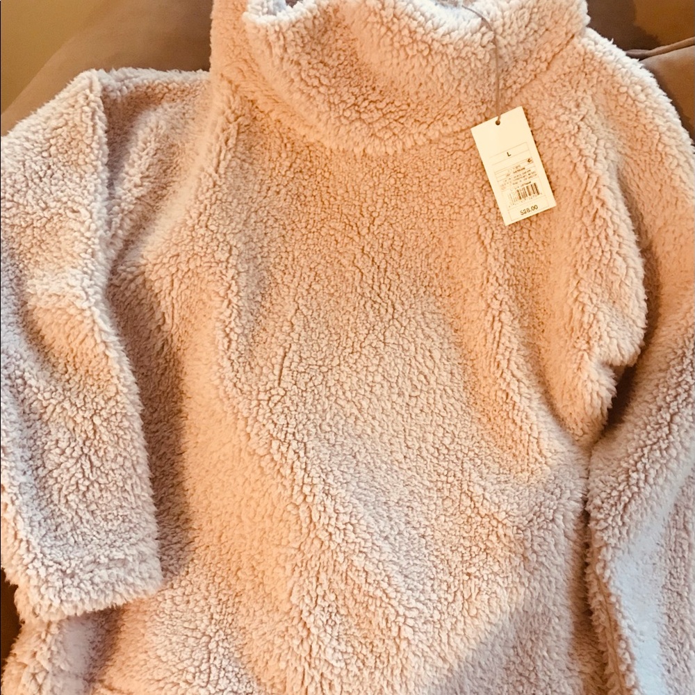 NEW with TAGS- Sherpa in Light Pink